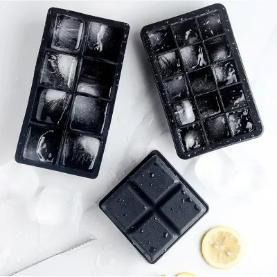 Moule à glaçons en silicone noir avec couvercle – image 3